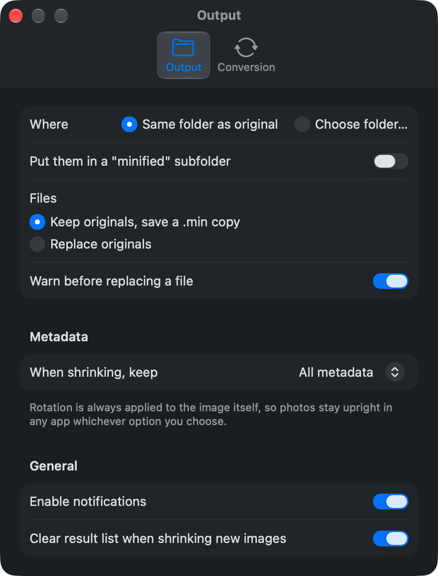 The Output tab of Shrinker Pro settings: where files are saved, whether they go in a “minified” subfolder, whether originals are kept or replaced, the metadata policy, and the notification and result-list toggles.